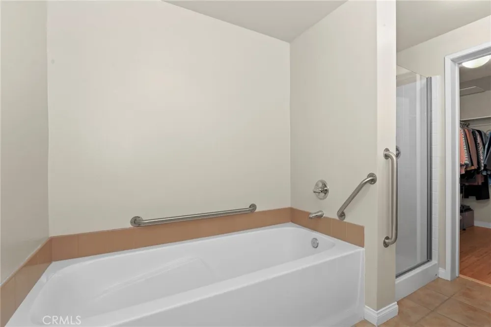 2742 Cabrillo Avenue #212 Torrance, CA 90501