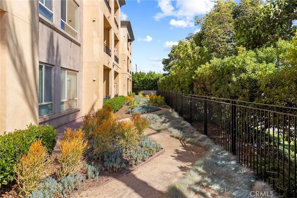 2742 Cabrillo Avenue #212 Torrance, CA 90501