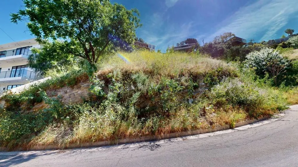 3800 Knobhill Drive Sherman Oaks, CA 91423