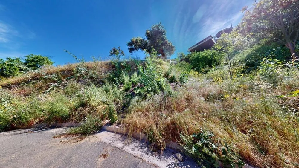 3800 Knobhill Drive Sherman Oaks, CA 91423