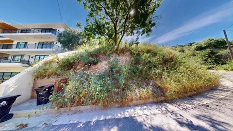 3800 Knobhill Drive