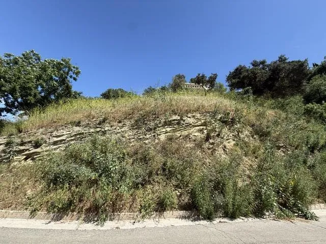 3800 Knobhill Drive Sherman Oaks, CA 91423