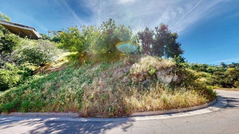 3810 Knobhill Drive Sherman Oaks, CA 91423