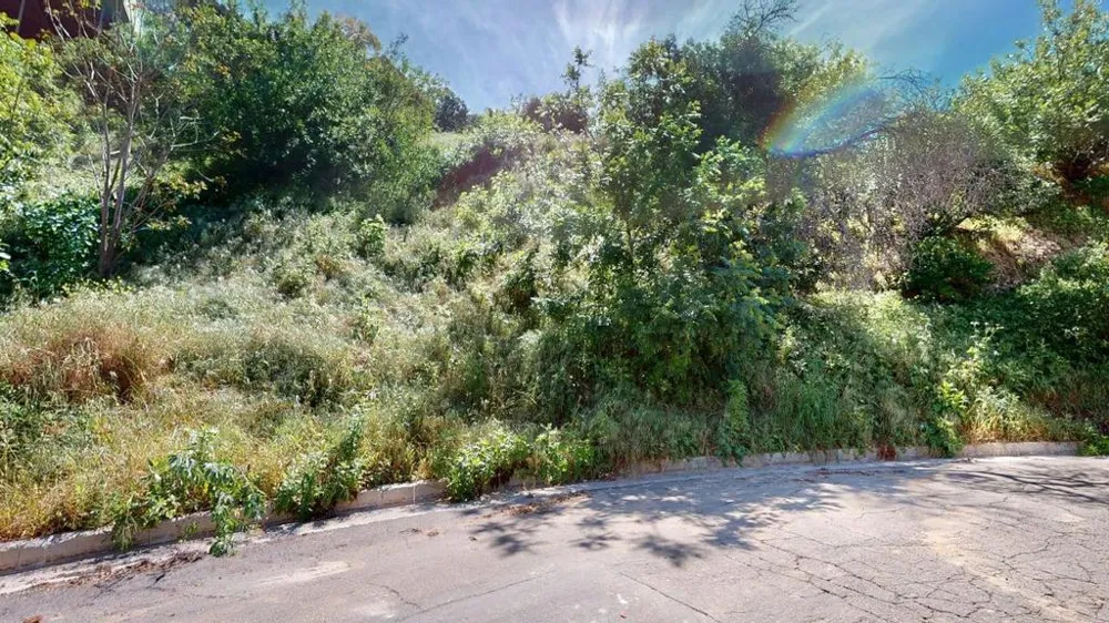 3810 Knobhill Drive Sherman Oaks, CA 91423