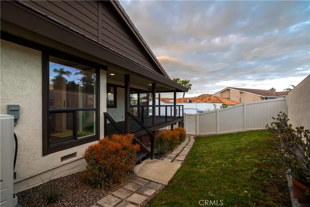 29096 Old Wrangler Road Canyon Lake, CA 92587