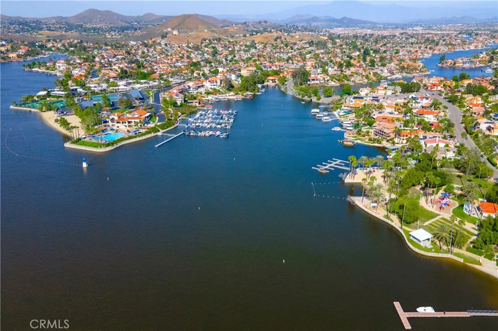 29096 Old Wrangler Road Canyon Lake, CA 92587