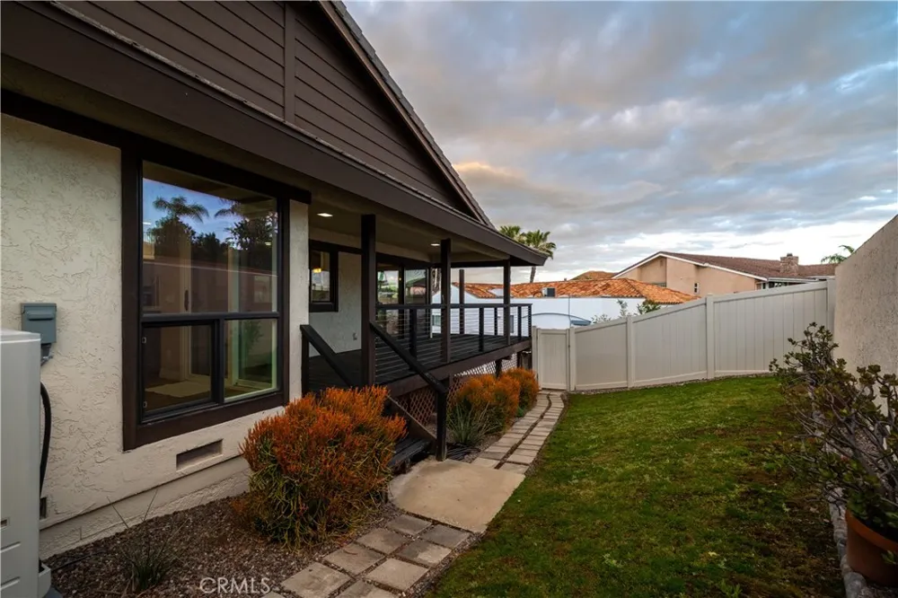 29096 Old Wrangler Road Canyon Lake, CA 92587