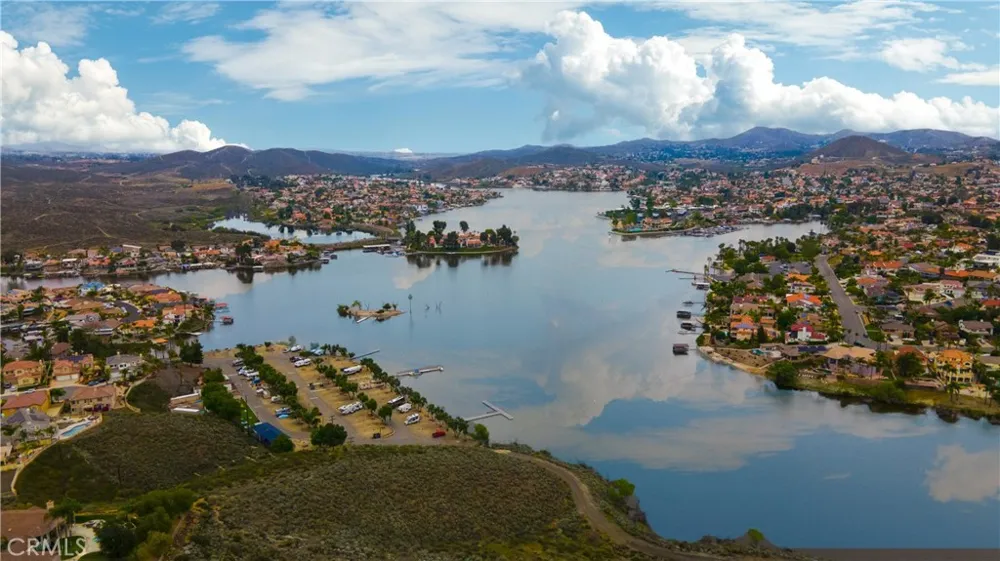 29096 Old Wrangler Road Canyon Lake, CA 92587