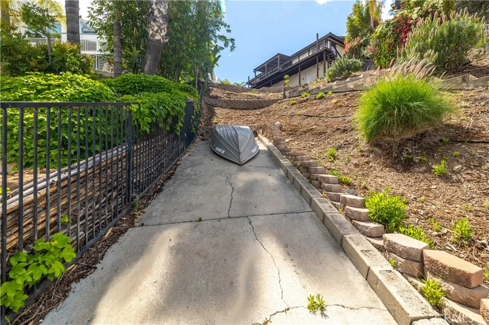 29096 Old Wrangler Road Canyon Lake, CA 92587