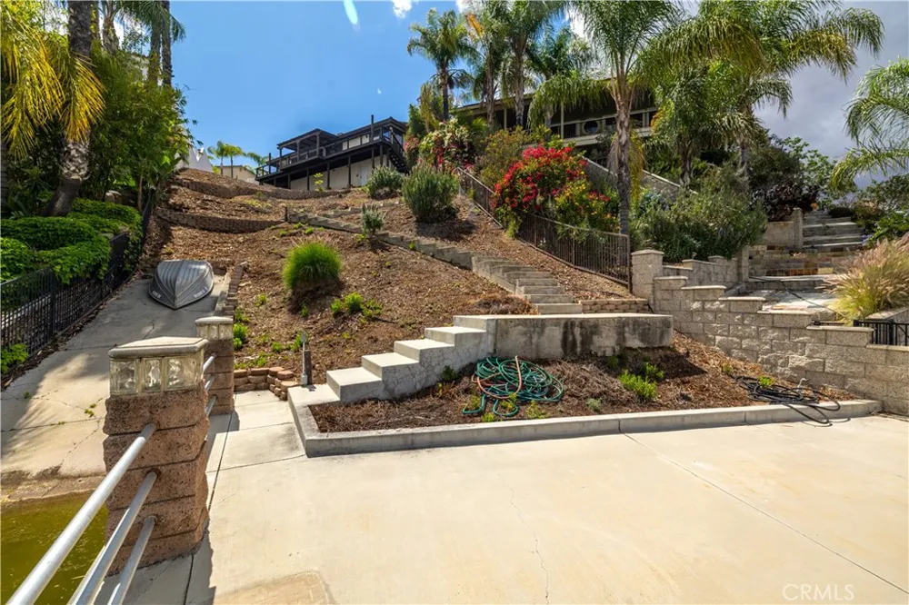 29096 Old Wrangler Road Canyon Lake, CA 92587
