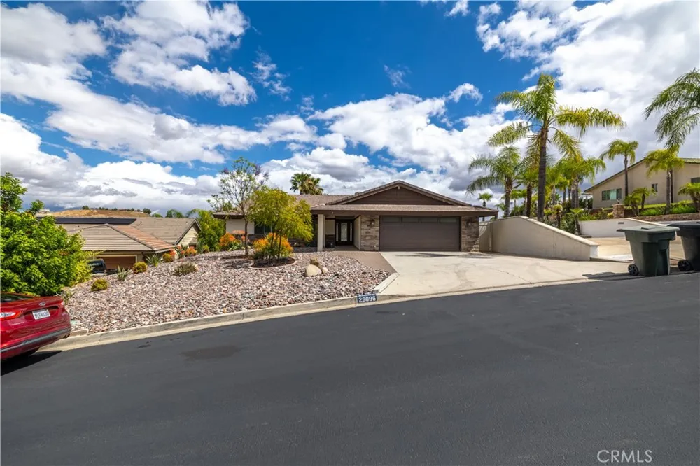 29096 Old Wrangler Road Canyon Lake, CA 92587