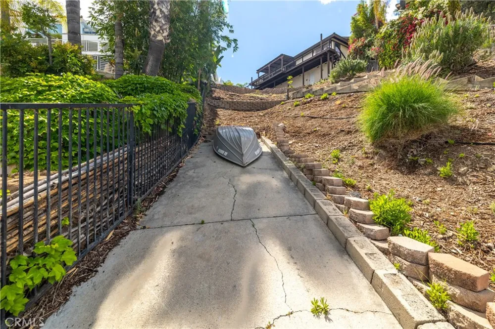 29096 Old Wrangler Road Canyon Lake, CA 92587