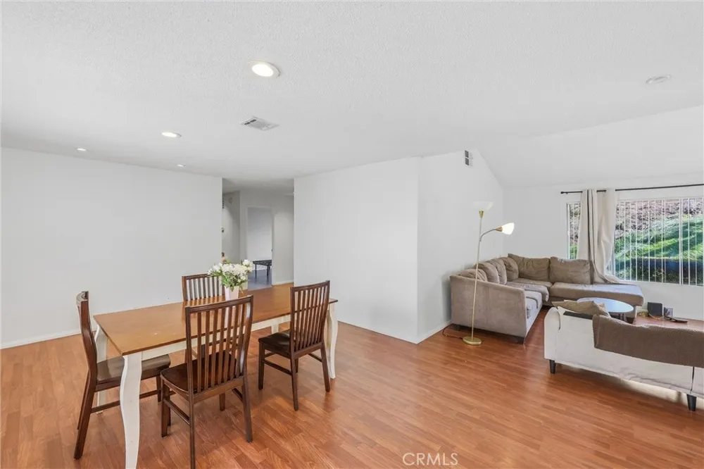 11491 Benton Loma Linda, CA 92354