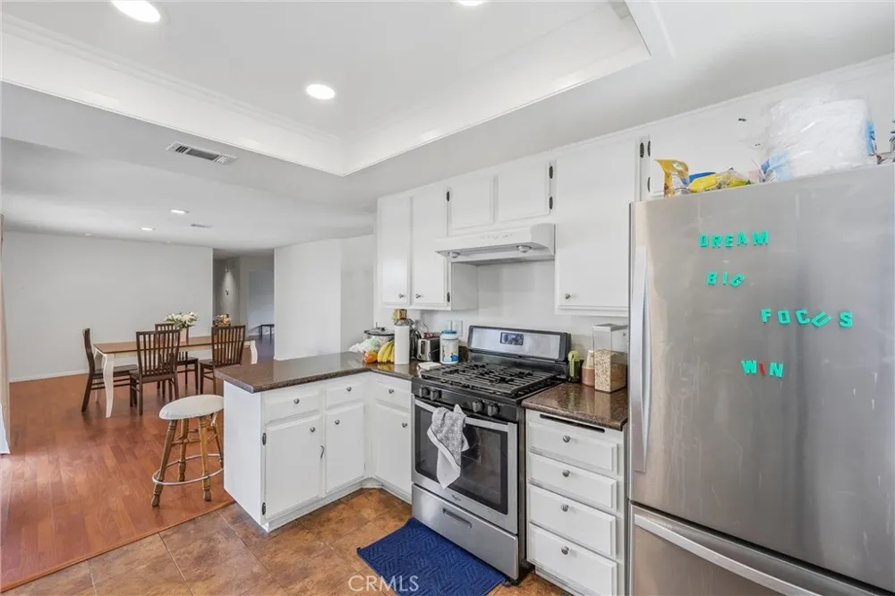 11491 Benton Loma Linda, CA 92354