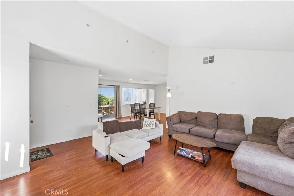 11491 Benton Loma Linda, CA 92354