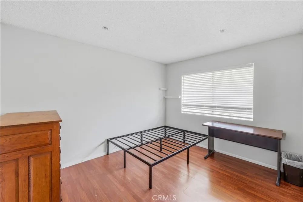 11491 Benton Loma Linda, CA 92354