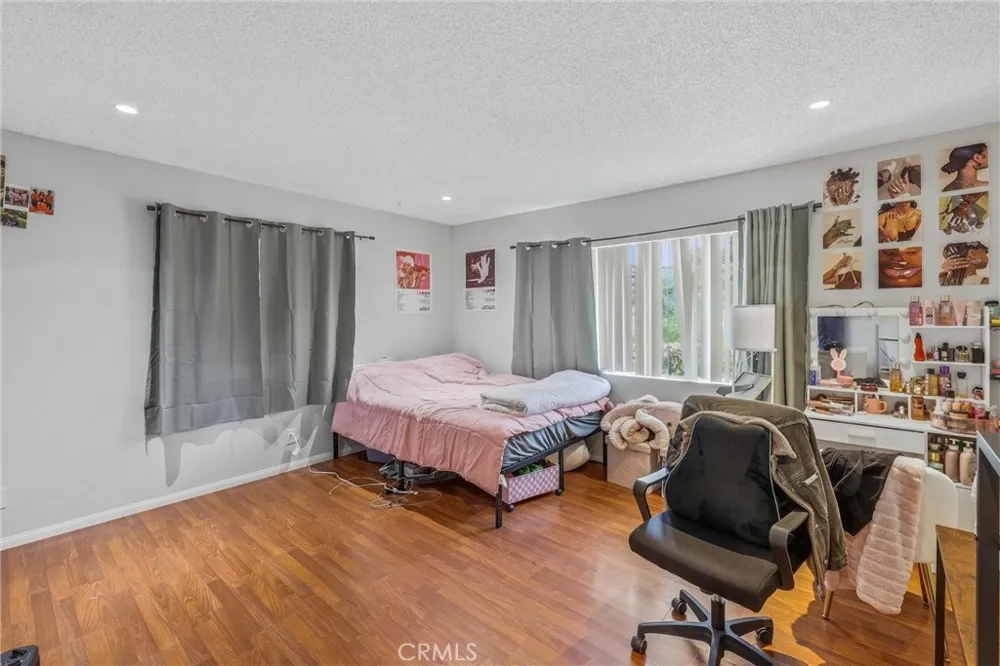 11491 Benton Loma Linda, CA 92354
