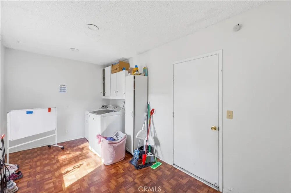 11491 Benton Loma Linda, CA 92354