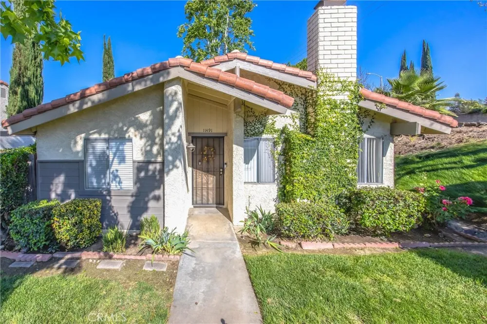 11491 Benton Loma Linda, CA 92354