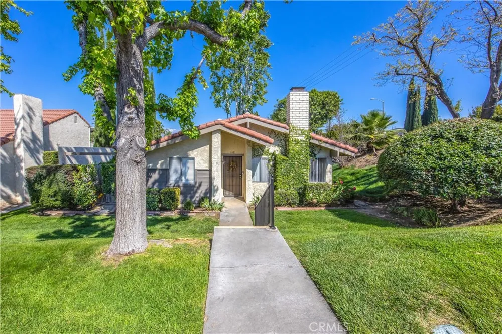 11491 Benton Loma Linda, CA 92354