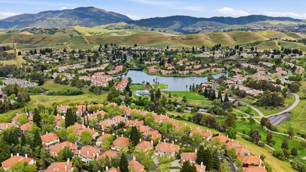 719 Lakemont Place #3 San Ramon, CA 94582