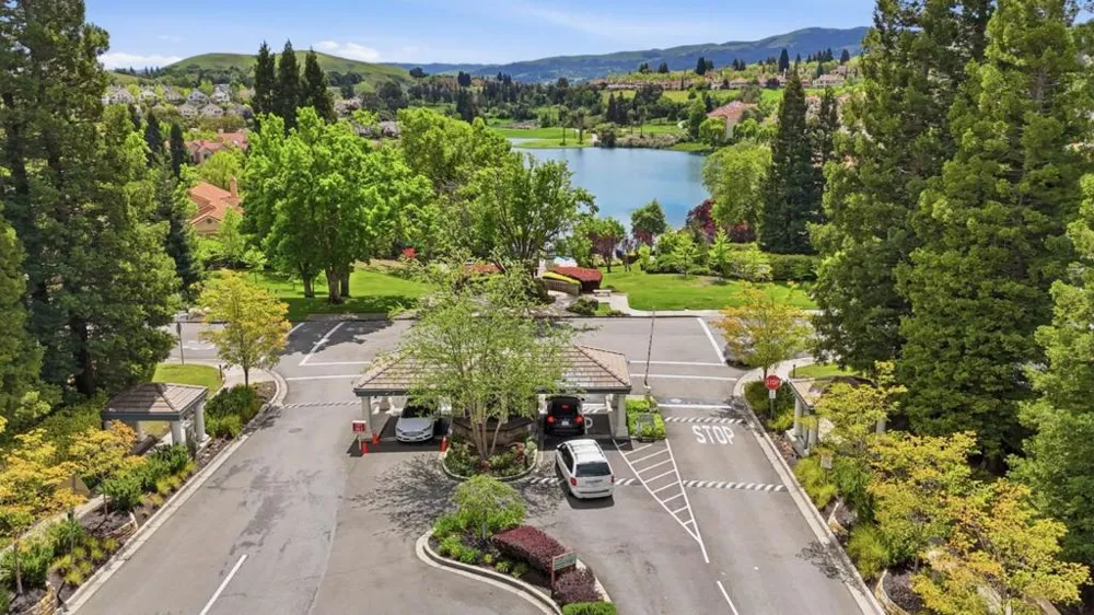 719 Lakemont Place #3 San Ramon, CA 94582