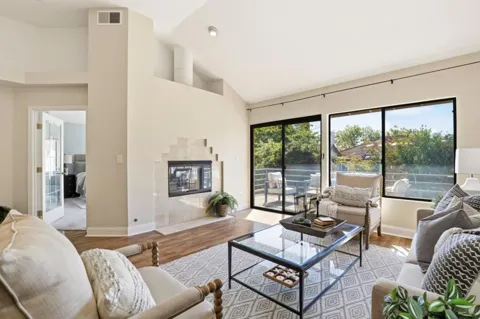 719 Lakemont Place #3