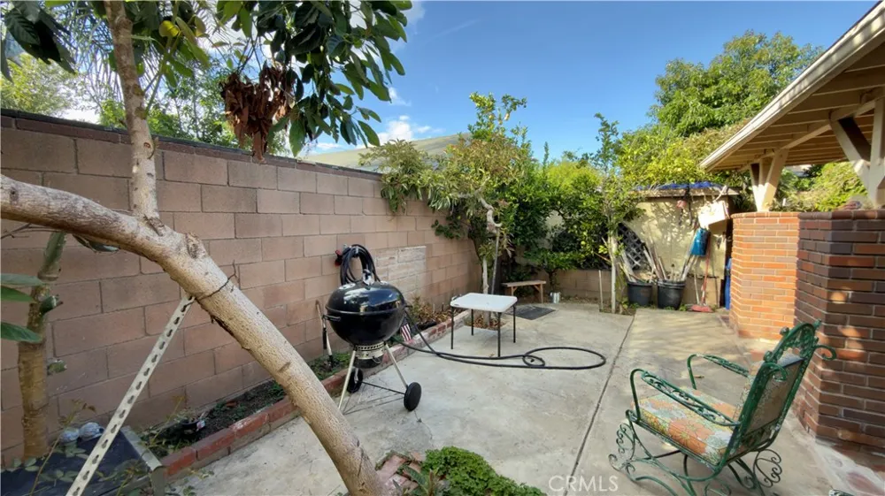 1011 Shadow San Fernando, CA 91340