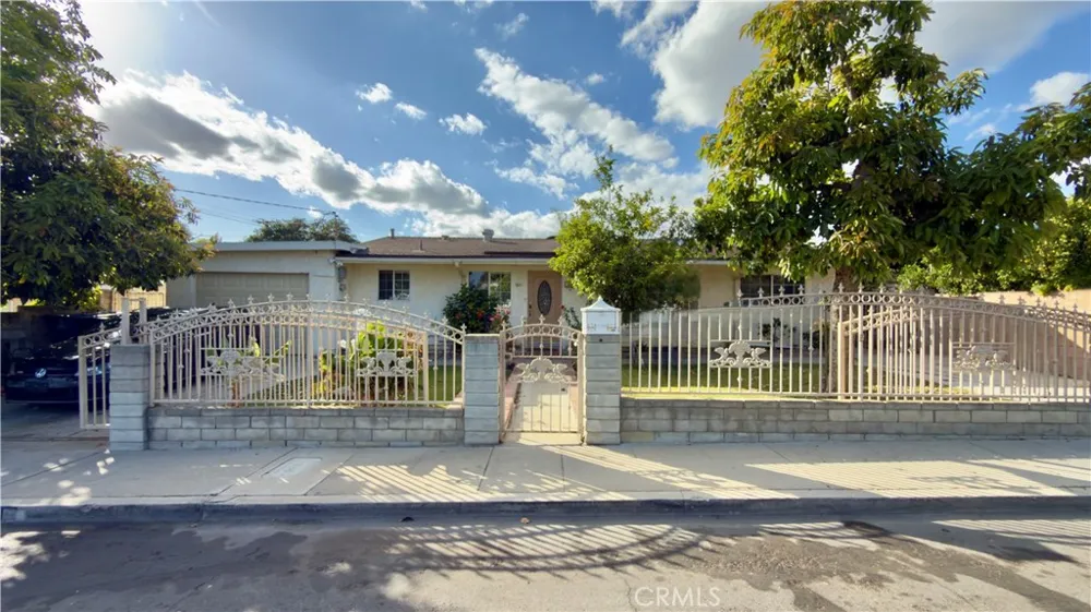 1011 Shadow San Fernando, CA 91340