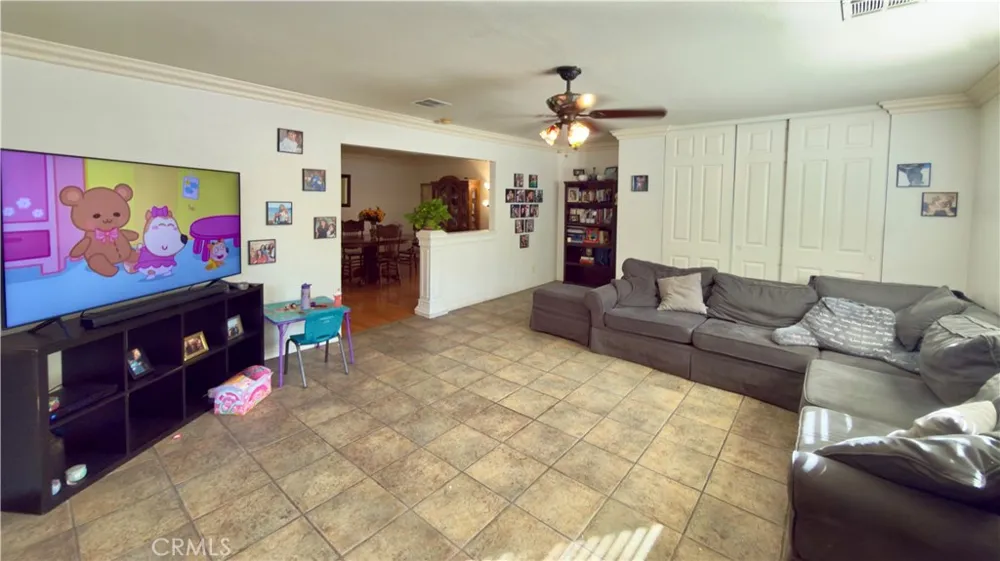 1011 Shadow San Fernando, CA 91340