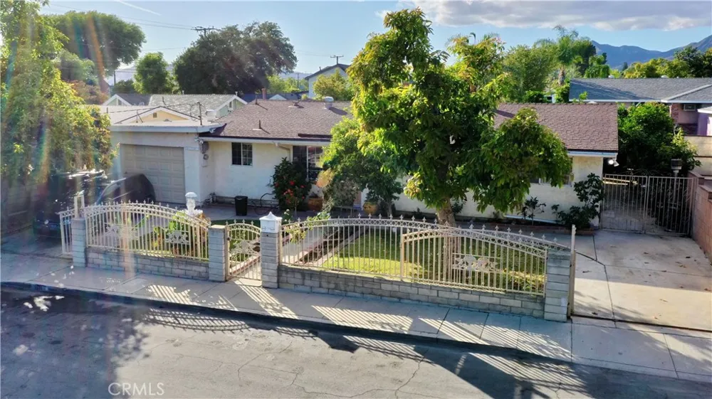 1011 Shadow San Fernando, CA 91340