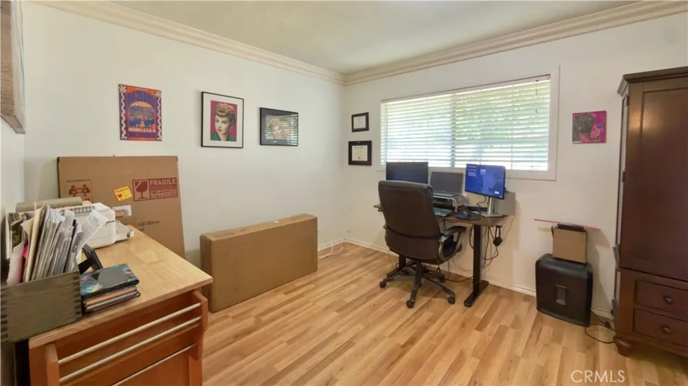 1011 Shadow San Fernando, CA 91340
