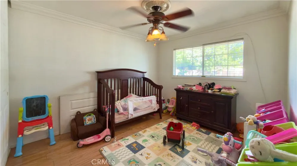 1011 Shadow San Fernando, CA 91340