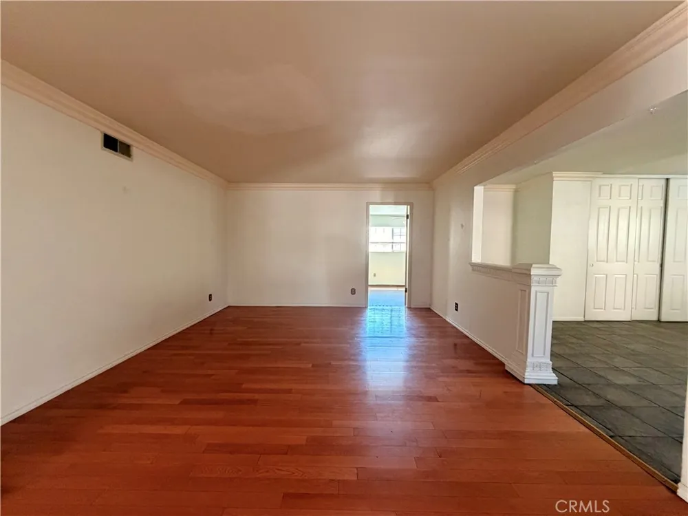 1011 Shadow San Fernando, CA 91340