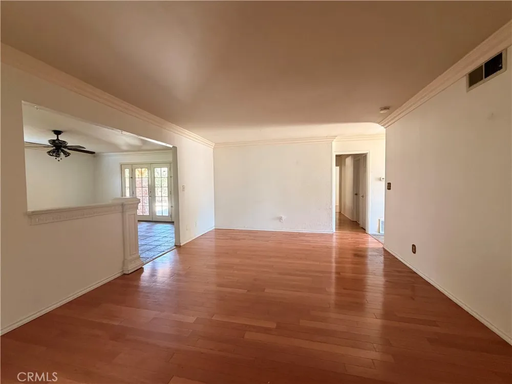 1011 Shadow San Fernando, CA 91340