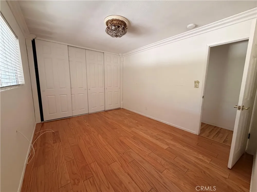 1011 Shadow San Fernando, CA 91340