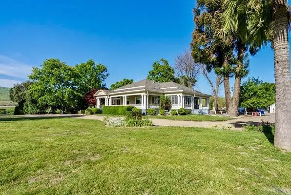 610 San Felipe Road Gilroy, CA 95020