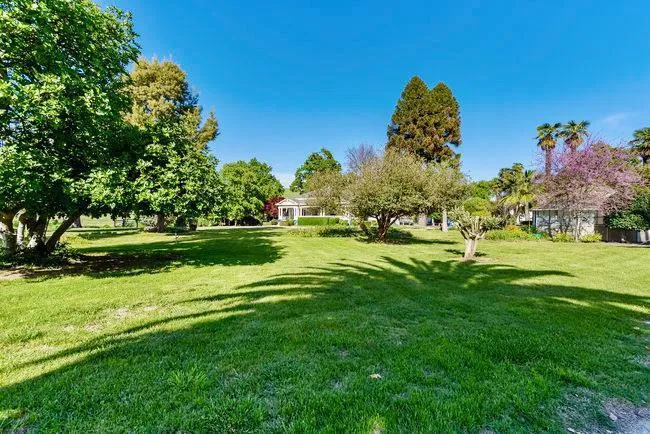 610 San Felipe Road Gilroy, CA 95020