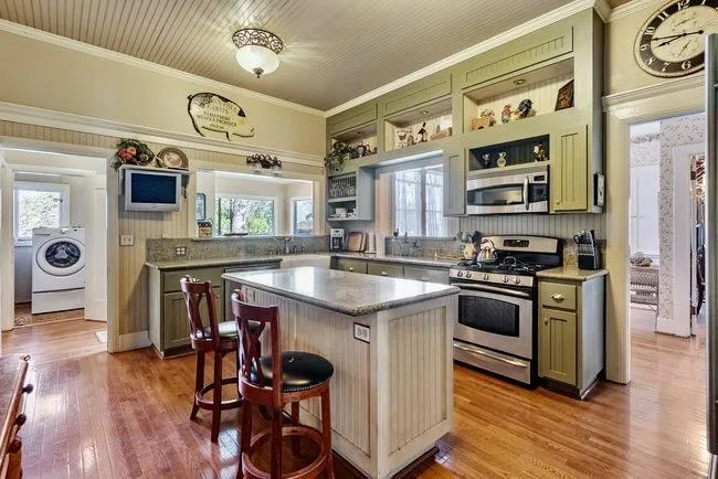 610 San Felipe Road Gilroy, CA 95020