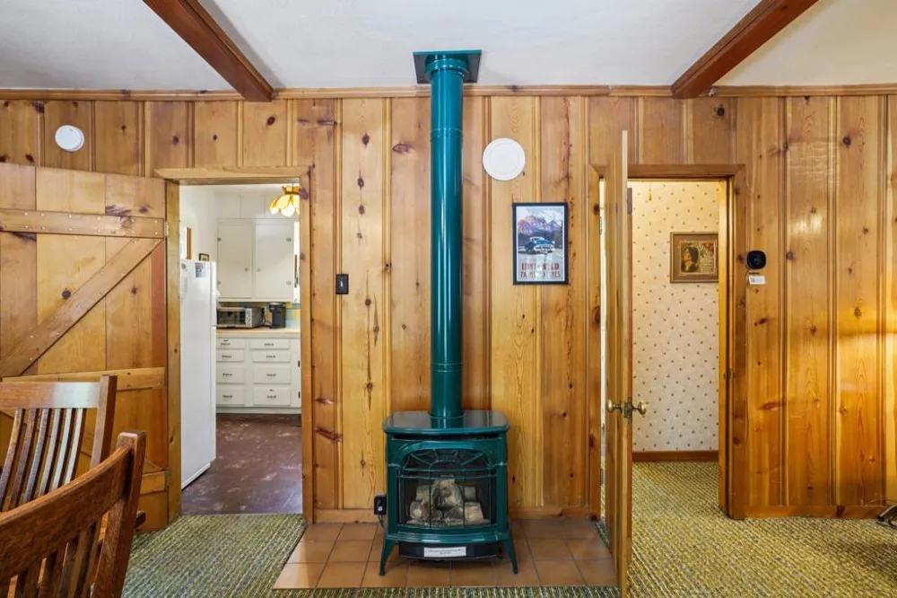 55280 Circle Way Idyllwild, CA 92549