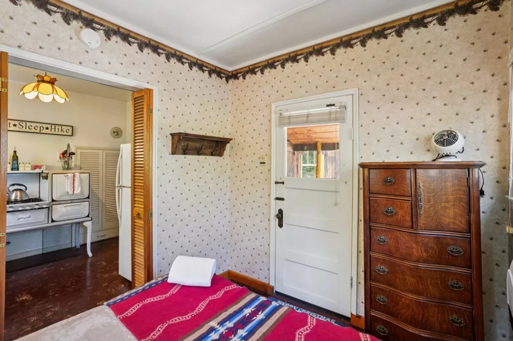 55280 Circle Way Idyllwild, CA 92549