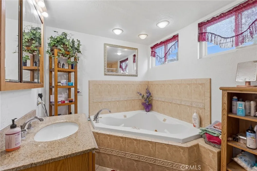 8117 Avinger Dr Rosemead, CA 91770