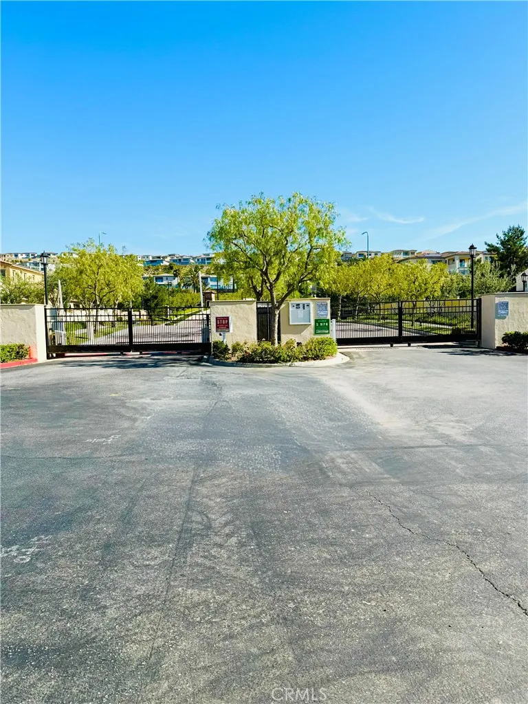 20323 Livorno Way Porter Ranch, CA 91326