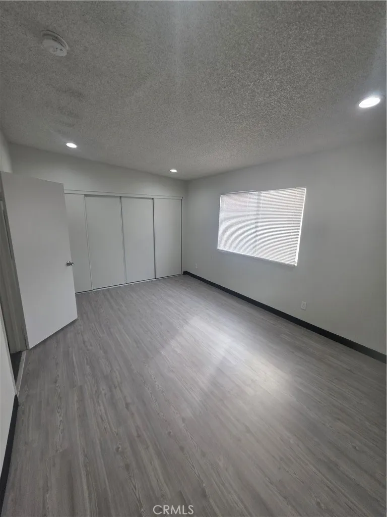 11150 Glenoaks #104 Pacoima, CA 91331