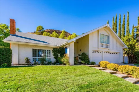 27061 Esward Drive