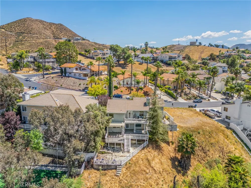 22920 Green Pine Canyon Lake, CA 92587