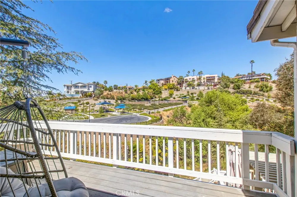 22920 Green Pine Canyon Lake, CA 92587