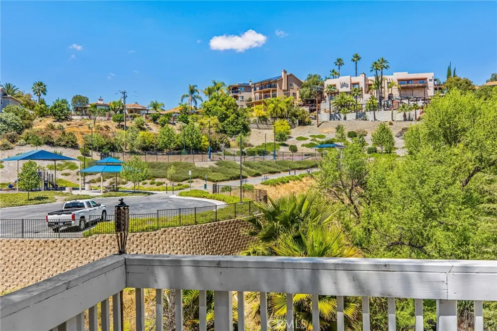 22920 Green Pine Canyon Lake, CA 92587