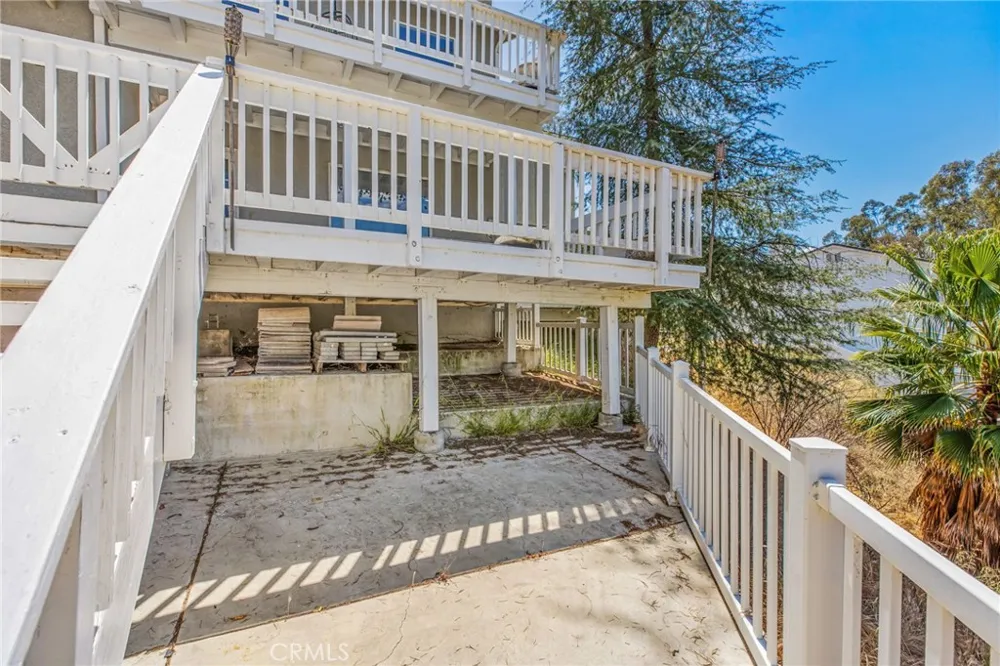 22920 Green Pine Canyon Lake, CA 92587