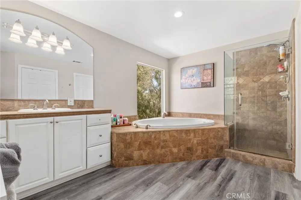 22920 Green Pine Canyon Lake, CA 92587